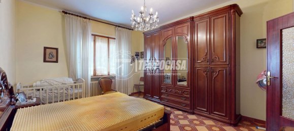 Apartamento de 4 habitaciónes en Bra, Italy No. 122071 8