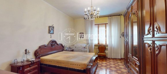 Apartamento de 4 habitaciónes en Bra, Italy No. 122071 10