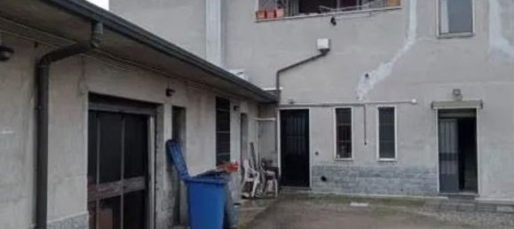 Квартира с 3 спальнями в Дайраго, Италия № 370089 12