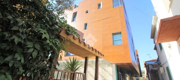 Apartamento de 4 habitaciónes en Giulianova, Italy No. 105788 2