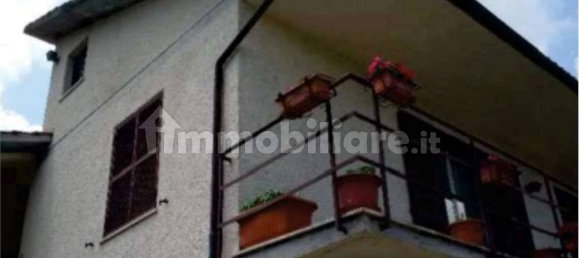 4 bedrooms House in Orte, Italy No. 343754 3