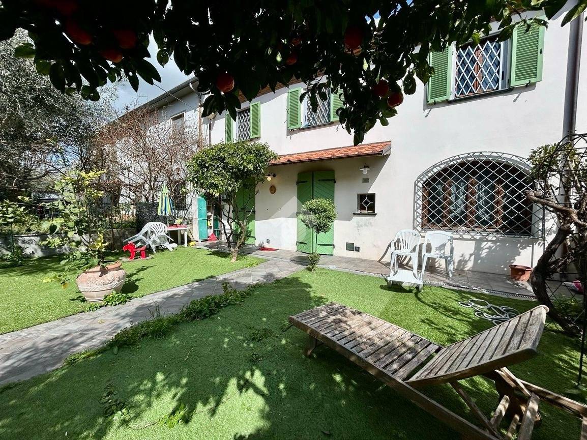 3 غرف نوم فيلا في Cascina, Italy رقم 47632