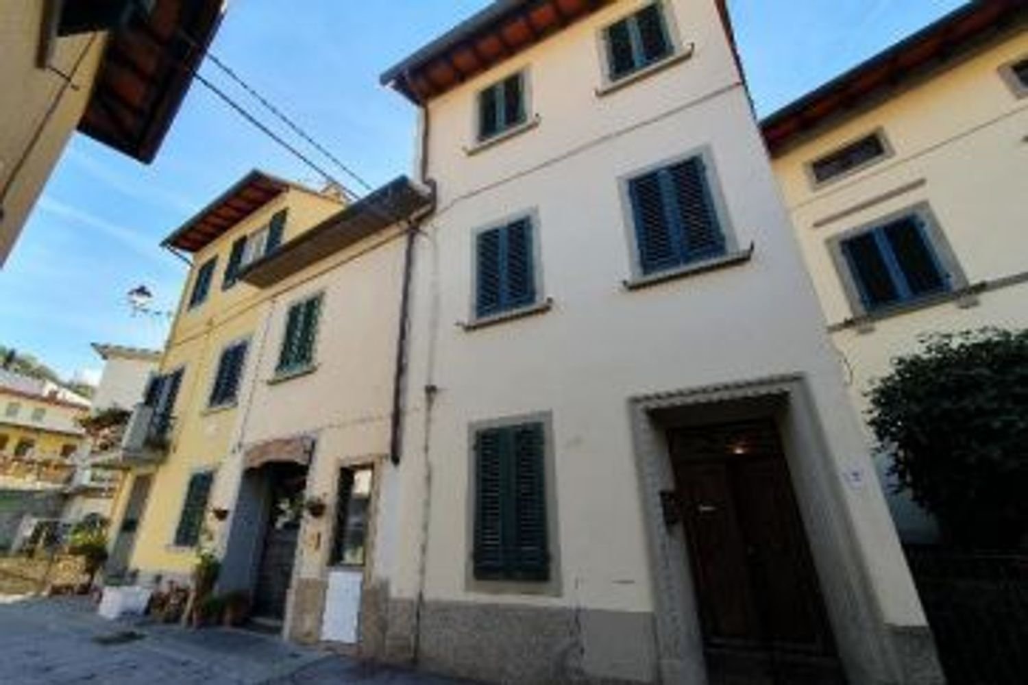 8-Zimmer Wohnung in San Godenzo, Italy, Nr. 97114