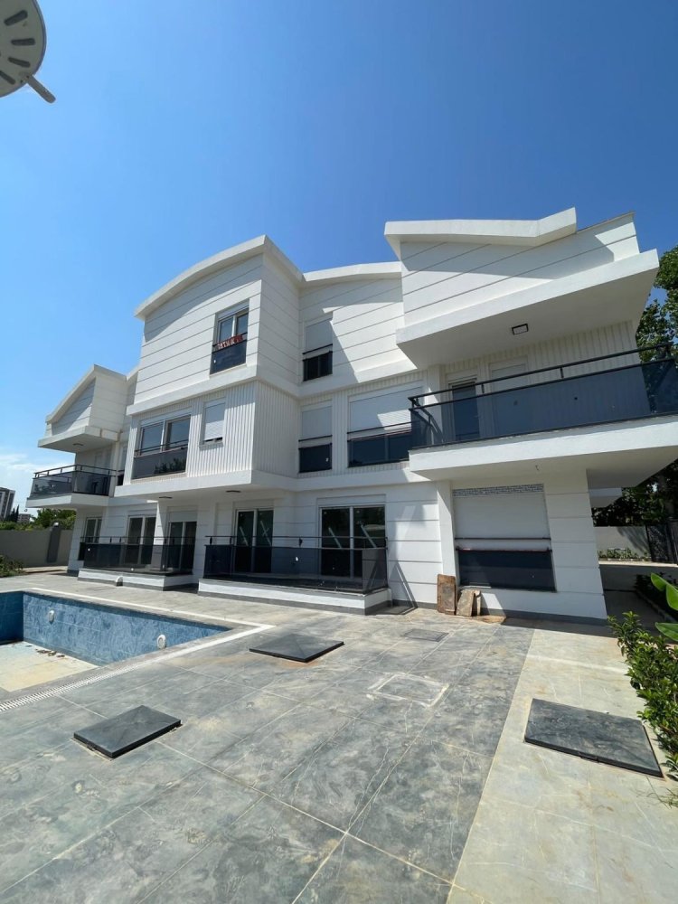 شقة 4+1 في Lara, Turkey رقم 43203