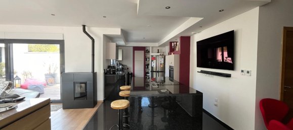 Дом с 4 спальнями в Монлуи-сюр-Луар, Франция № 67776 3