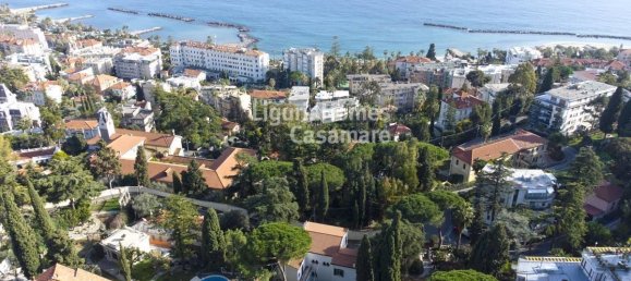 Villa de 16 habitaciónes en Sanremo, Italy No. 17687 9