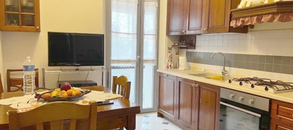 Apartamento T2 em Pontedera, Italy N.º 147080 3
