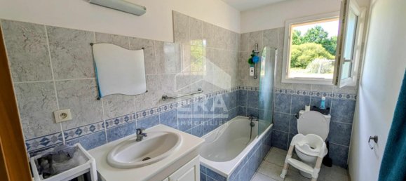 3 chambres Maison à Montpon-Ménestérol, France No. 277788 9