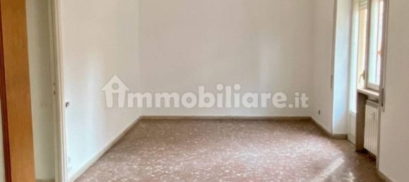 3 Schlafzimmer Wohnung in Rome, Italy, Nr. 370719 3