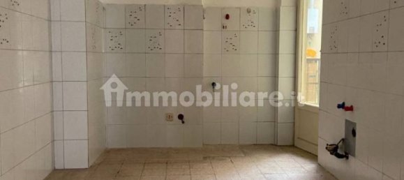 3 Schlafzimmer Wohnung in Rome, Italy, Nr. 370719 7