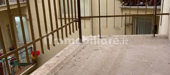 3 Schlafzimmer Wohnung in Rome, Italy, Nr. 370719 15