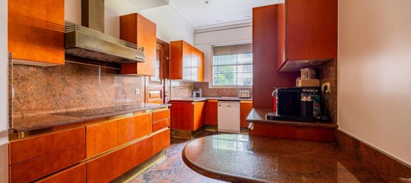 2 bedrooms Apartment in Neuilly-sur-Seine, France No. 178567 5