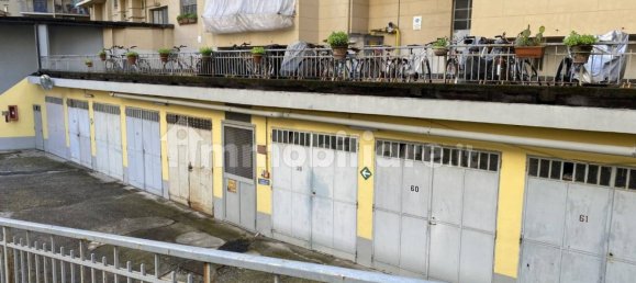 2 bedrooms Apartment in Turin, Italy No. 259793 16