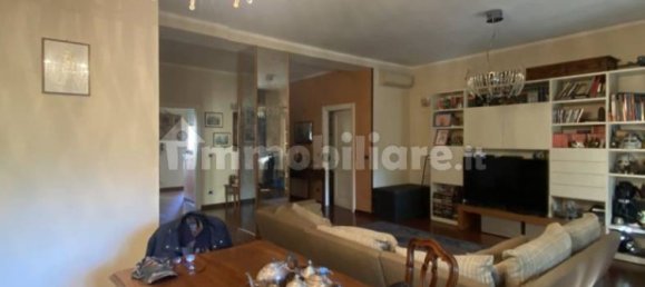 2 bedrooms Apartment in Turin, Italy No. 259793 10