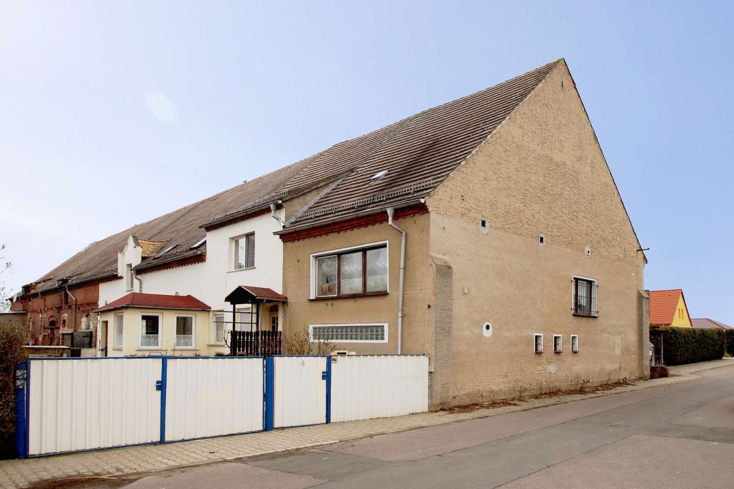 Adosado de 3 habitaciónes en Nordsachsen, Germany No. 184795