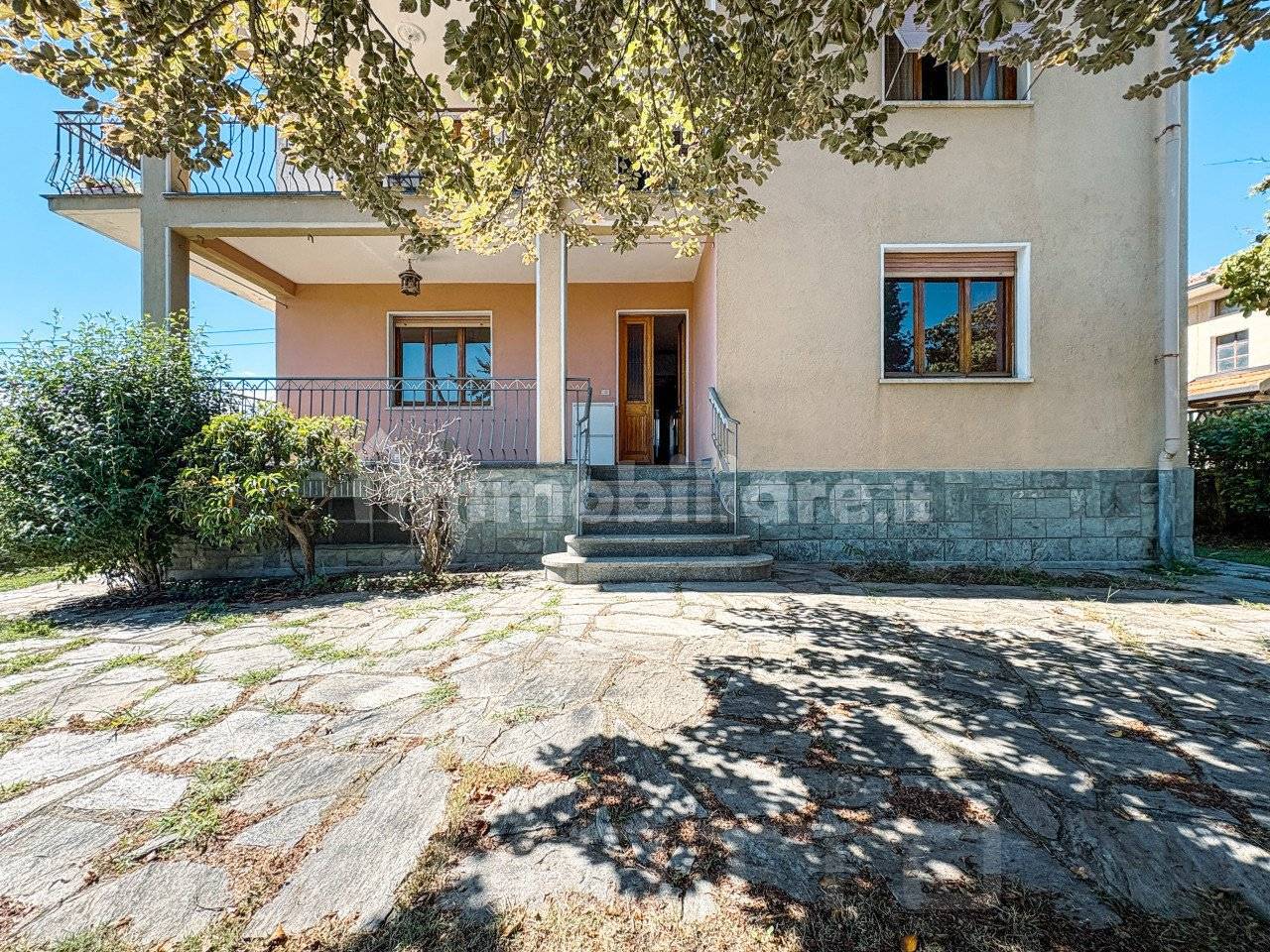 3 غرف نوم شقة في Gozzano, Italy رقم 289205