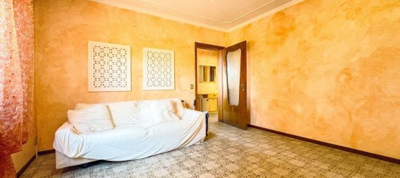 3 غرف نوم شقة في Gozzano, Italy رقم 289205 6