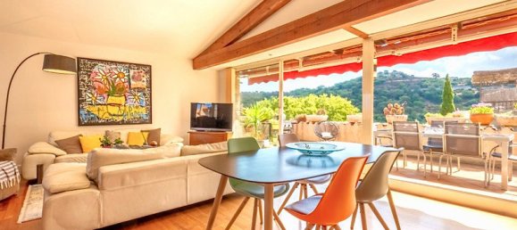 5 bedrooms Townhouse in Cateri, France No. 92648 13