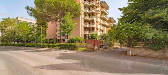 Квартира с 2 спальнями в Рим, Италия № 46803 2