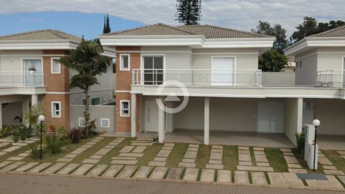 Casa de 3 dormitorios en Sao Paulo, Brazil No. 480399