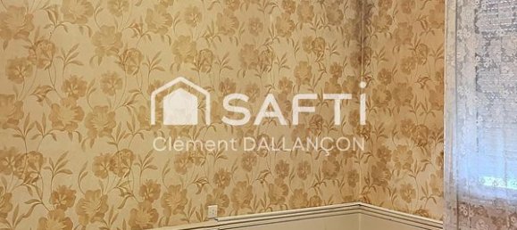 4 chambres Maison à Saint-Quentin, France No. 225492 9