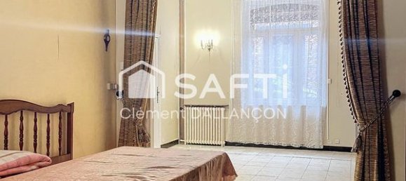 4 chambres Maison à Saint-Quentin, France No. 225492 3