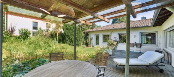 Бунгало с 6 комнатами в Эрланген, Германия № 21541 21