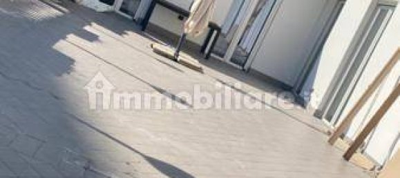 3 Schlafzimmer Wohnung in Salerno, Italy, Nr. 296677 3