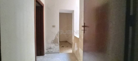 2 rooms Commercial property in Syracuse, Italy No. 348930 5