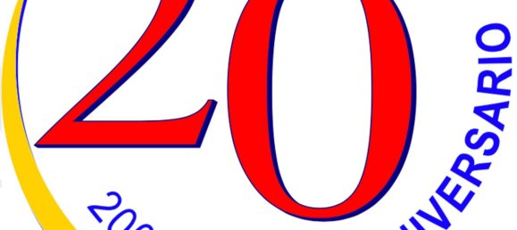 Коммерческая недвижимость с 2 комнатами в Лукка, Италия № 79589 9