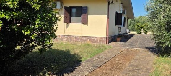 3 Schlafzimmer Villa in Cori, Italy, Nr. 303369 3