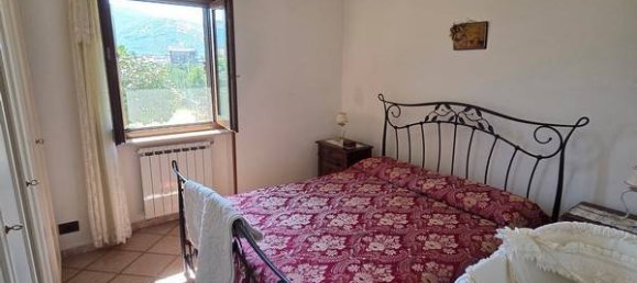3 Schlafzimmer Villa in Cori, Italy, Nr. 303369 8