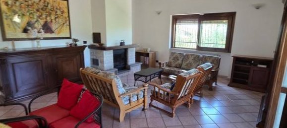 3 Schlafzimmer Villa in Cori, Italy, Nr. 303369 5