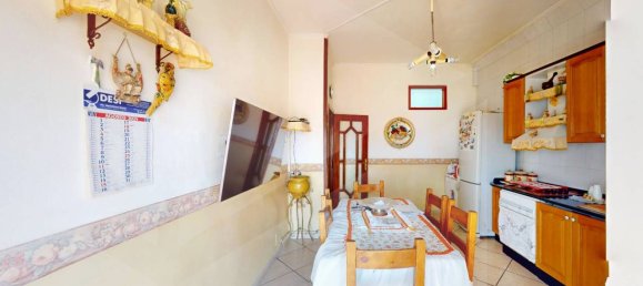 Apartamento de 3 habitaciónes en Arzano, Italy No. 23948 3
