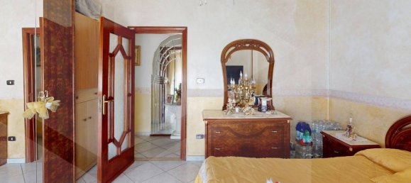 Apartamento de 3 habitaciónes en Arzano, Italy No. 23948 24