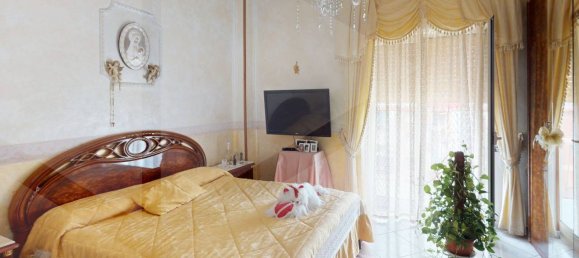 Apartamento de 3 habitaciónes en Arzano, Italy No. 23948 23