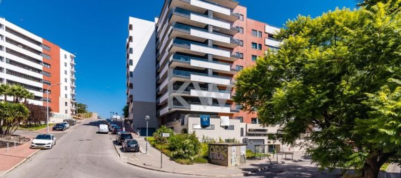 Квартира с 3 спальнями в Одивелаш, Португалия № 64007 32