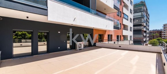 Квартира с 3 спальнями в Одивелаш, Португалия № 64007 15