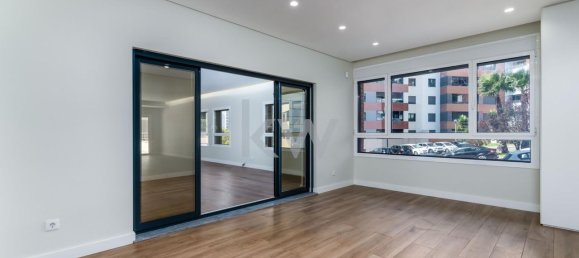 Квартира с 3 спальнями в Одивелаш, Португалия № 64007 9