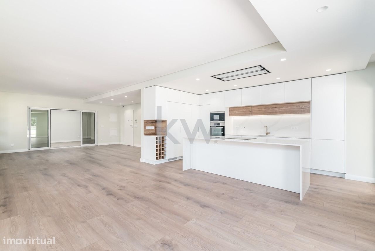 Квартира с 3 спальнями в Одивелаш, Португалия № 64007