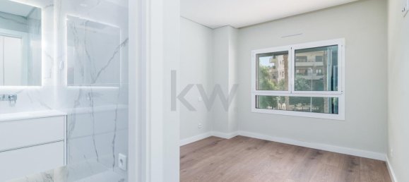 Квартира с 3 спальнями в Одивелаш, Португалия № 64007 21