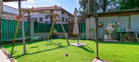 5 bedrooms House in Vigliano Biellese, Italy No. 376472 24