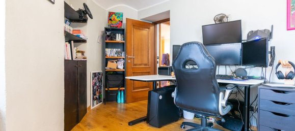 5 bedrooms House in Vigliano Biellese, Italy No. 376472 19