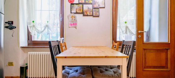 5 bedrooms House in Vigliano Biellese, Italy No. 376472 9