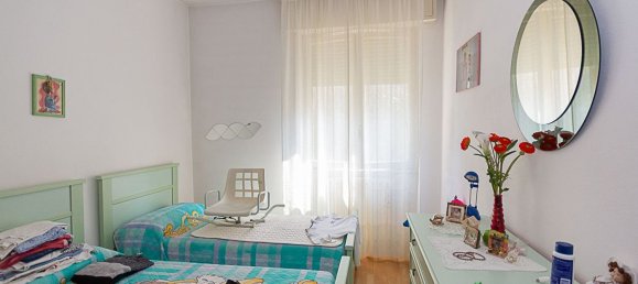 3-salle Appartement à Sant'Angelo Lodigiano, Italy No. 314737 13