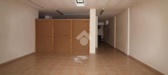 Коммерческая недвижимость с 1 комнатой в Бриндизи, Италия № 135136 9