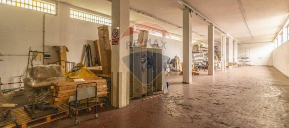 4 rooms Commercial property in Borgomanero, Italy No. 56281 8
