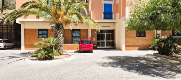 5 bedrooms Apartment in Agrigento, Italy No. 372115 3