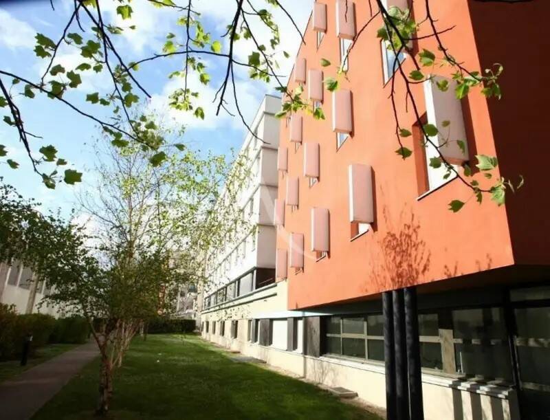 Studio in Paris, France, Nr. 184479