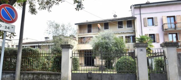 3 Schlafzimmer Haus in Gorizia, Italy, Nr. 316253 4